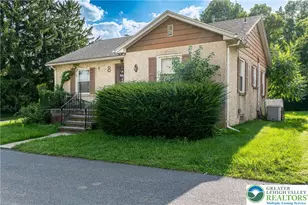 8 Aarons Pl, Forks, PA 18040 - Photo 2