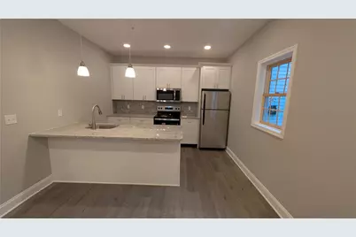 242 E Walnut Street #1, Bethlehem City, PA 18018 - Photo 4