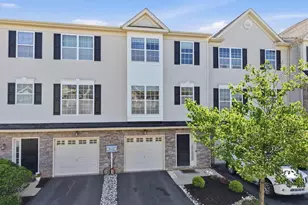 2624 Gila Dr, Easton, PA 18040 - Photo 2
