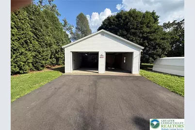 5720 Memorial Road, Heidelberg Township, PA 18053 - Photo 18