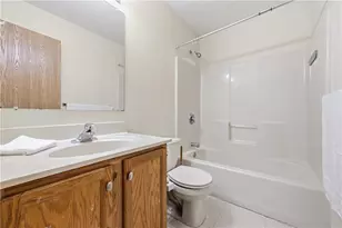 6652 Pioneer Dr, Lower Macungie Township, PA 18062 - Photo 20