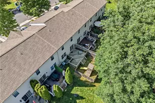 6652 Pioneer Dr, Lower Macungie Township, PA 18062 - Photo 4