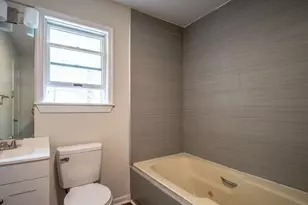 132 Cottonwood Ct, Milford, PA 18337 - Photo 16