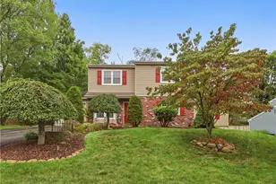 1963 Latta St, South Whitehall Township, PA 18104 - Photo 2
