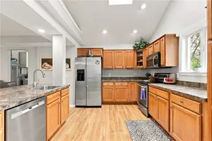 1963 Latta St, South Whitehall Township, PA 18104 - Photo 18