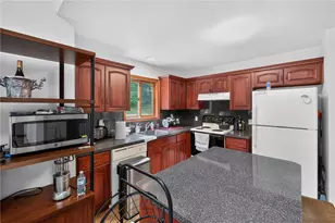 1119 Mink Ct, Bushkill, PA 18324 - Photo 6
