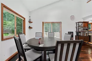 1119 Mink Ct, Bushkill, PA 18324 - Photo 8