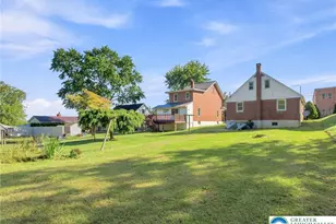 420 S 6th St, Emmaus Boro, PA 18049 - Photo 2