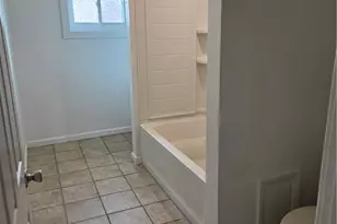 2440 S 4th St, Allentown City, PA 18103 - Photo 14