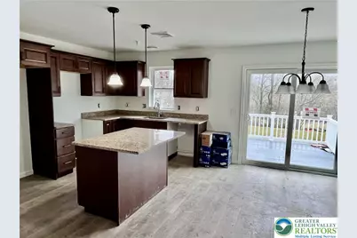 3876 E Grant Street, Washington Township, PA 18080 - Photo 6