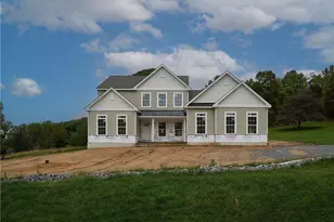 76 Tumble Creek Rd, Williams Township, PA 18042 - Photo 1