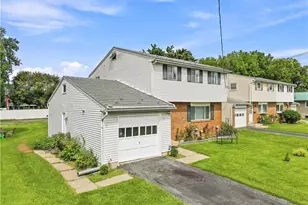 1630 Whitehall Ave, Allentown City, PA 18104 - Photo 2