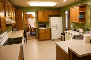 6 Deerfield Dr, Mount Pocono Boro, PA 18344 - Photo 12