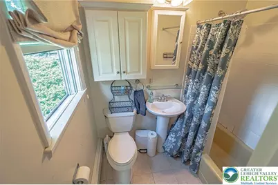 2034 Wind Hill Road, Lower Milford Township, PA 18036 - Photo 18