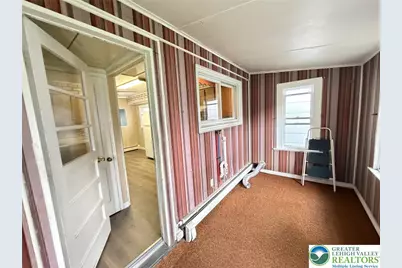 8 E Holland Street, Summit Hill Boro, PA 18250 - Photo 10