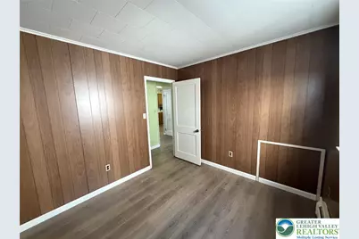 8 E Holland Street, Summit Hill Boro, PA 18250 - Photo 14