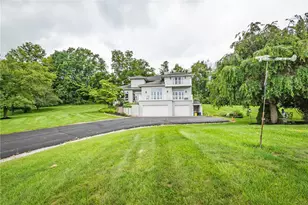 2074 Lower South Main St, Washington Twp, PA 18013 - Photo 4