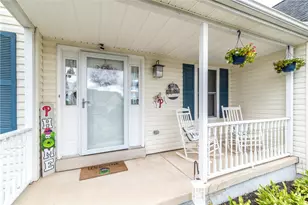 1233 Cobblestone Dr, Richlandtown, PA 18951 - Photo 2