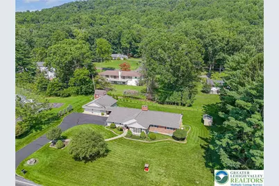 3683 Oakhurst Drive, Upper Saucon Township, PA 18034 - Photo 6