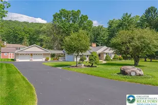 3683 Oakhurst Dr, Upper Saucon Township, PA 18034 - Photo 2