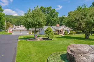 3683 Oakhurst Dr, Upper Saucon Township, PA 18034 - Photo 1