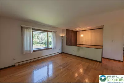1 Babbling Brook, Palmer Twp, PA 18045 - Photo 4