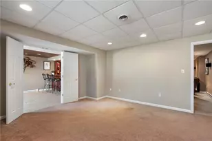 5221 Aberdene St, Upper Saucon Township, PA 18034 - Photo 36