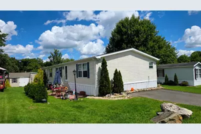 59 Mansfield Drive, Longswamp, PA 18062 - Photo 1