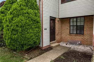 3418 Colonial Ct, Allentown City, PA 18104 - Photo 2
