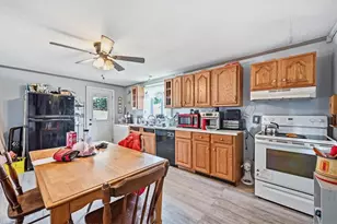 40 Davenport St, Plymouth, PA 18651 - Photo 12