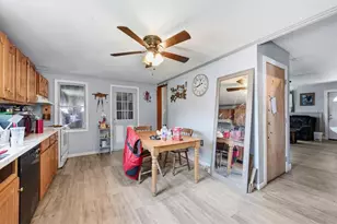 40 Davenport St, Plymouth, PA 18651 - Photo 16