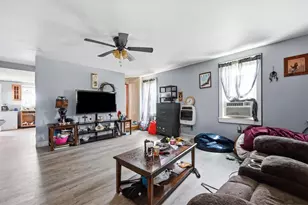 40 Davenport St, Plymouth, PA 18651 - Photo 8