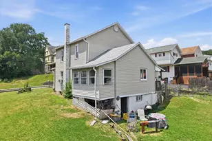 40 Davenport St, Plymouth, PA 18651 - Photo 4