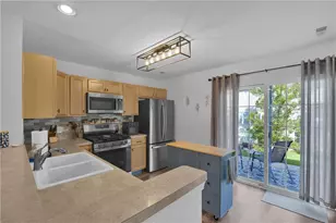 8451 Cromwell Ct, Upper Macungie Township, PA 18031 - Photo 8