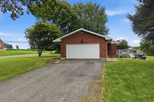 569 Georgetown Rd, Lower Nazareth Twp, PA 18064 - Photo 38