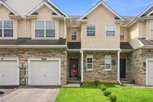 311 Maple Ct, Alburtis Boro, PA 18011 - Photo 1
