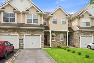 311 Maple Ct, Alburtis Boro, PA 18011 - Photo 2