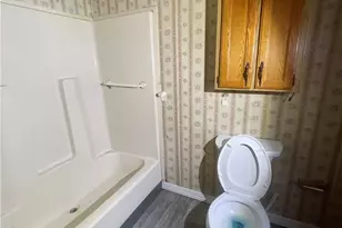 8883 Breinig Run Cir, Upper Macungie Township, PA 18031 - Photo 28
