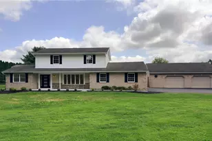 6594 Memorial Rd, Heidelberg Township, PA 18053 - Photo 2
