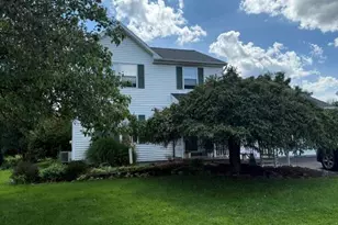 2170 Black Forest Dr, North Whitehall Township, PA 18037 - Photo 2