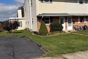 282 Poplar St, Catasauqua Boro, PA 18032 - Photo 2