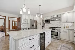 2101 Schroettner Cir, Moore Township, PA 18064 - Photo 12