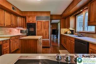 710 Wedgewood Rd, Bethlehem City, PA 18017 - Photo 10