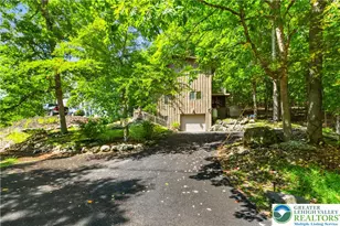 424 Saunders Dr, Lehman Twp, PA 18324 - Photo 36