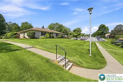 3032 Aronimink Place, Lower Macungie Township, PA 18062 - Photo 4