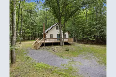 256 Birch Hollow Drive, Chestnuthill Twp, PA 18330 - Photo 2