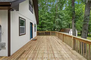 256 Birch Hollow Dr, Chestnuthill Twp, PA 18330 - Photo 4
