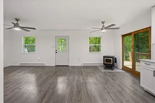 256 Birch Hollow Dr, Chestnuthill Twp, PA 18330 - Photo 16