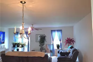 348 Moty Dr, Alburtis Boro, PA 18011 - Photo 2