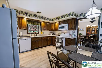 2320 Madison Avenue, Bethlehem City, PA 18017 - Photo 8